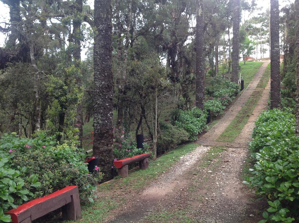 Chales Do Ferradura กังโปสดูจอร์เดา ภายนอก รูปภาพ